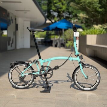 Brompton C Line M12R Turkish Green latest-batch actual bicycle, unfolded