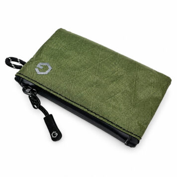Hexa.Go Ultra Light Mini Wallet in green on white background
